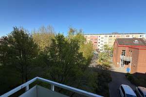 2 Zimmer-Wohnung im 2. Obergeschoss mit Balkon in Schwerin Lankow zu kaufen! – Die vollständige Adresse der Immobilie erhältst du vom Anbieter., 19057 Lankow, Schwerin – Vorschaubild 5