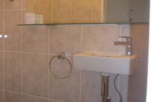 SANIERTE- IDYLLISCHE RUHIGE WOHNUNG MIT SCHWIMMBAD – Margaretenstraße 9, 40235 Grafenberg, Düsseldorf – Vorschaubild 15