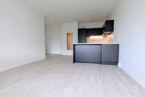 Stilvolles Zuhause auf rund 57 m² – Markeneinbauküche, Wanne & Balkon – Straße Usti nad Labem 65, 9119 Chemnitz – Vorschaubild 9