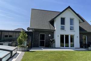 Neuwertiges Einfamilienhaus mit Pool  - energiemäßig top ausgestattet – Die vollständige Adresse der Immobilie erhältst du vom Anbieter., 46509 Xanten – Vorschaubild 1