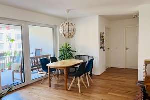 Top Lage, Nähe HBF! Hochwertige, stilvolle 2-Zimmer Wohnung mit EBK und Balkon