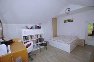 | Nur 100 m zur Universität | 

 Schöne 2-Zimmer Maisonettewohnung – Regensburg – Vorschaubild 11