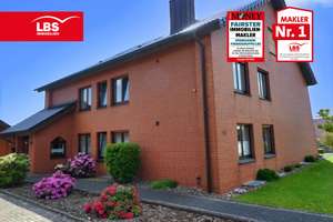 Geräumiges Wohnhaus mit viel Platz und großem Grundstück! – Die vollständige Adresse der Immobilie erhältst du vom Anbieter., 32609 Hüllhorst – Vorschaubild 1