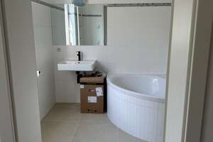 Modernisierte 4-Zimmer-Wohnung mit 140 m², zwei Balkonen, Aufzug & Stellplatz – Die vollständige Adresse der Immobilie erhältst du vom Anbieter., 10555 Moabit, Berlin – Vorschaubild 15