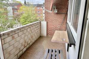 3-Zimmer-Eigentumswohnung mit ausgebautem Dachgeschoss in Düsseldorf – Die vollständige Adresse der Immobilie erhältst du vom Anbieter., 40595 Garath, Düsseldorf – Vorschaubild 3