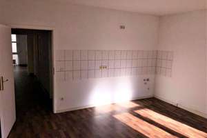 Vielseitig nutzbare Einheit mit Gartenanteil und Stellplatz in gefragter Lage – 4157 Gohlis-Mitte, Leipzig – Vorschaubild 4