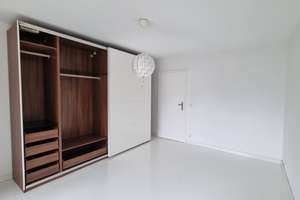 Teilmöblierte, provisionsfreie 2-Zimmer-Wohnung mit Balkon, EBK u. Tiefgarage in München-Bogenhausen – Ostpreußenstraße 89, 81927 Englschalking, München – Vorschaubild 9