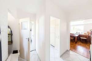 Sonnenplatz über Lichterfelde West: Charmante 1-Zimmer-Wohnung mit XXL-Dachterrasse – Weddigenweg 58, 12205 Lichterfelde, Berlin – Vorschaubild 2