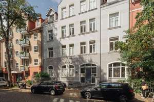 2-Zimmer-Wohnung (2. OG) mit Balkon südlich des Maschsees – Bernwardstraße 10, 30159 Döhren, Hannover – Vorschaubild 1