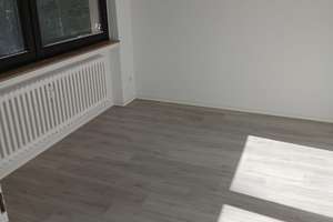 Schöne 3 Zimmer Wohnung, Balkon, Bad Keller  in Bielefeld -Mitte – Stieglitzweg 2a, 33607 Mitte, Bielefeld – Vorschaubild 6
