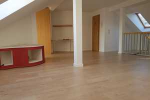 ***GEMÜTLICHES DACHGESCHOSS IN RUHIGER LAGE MIT VIEL PLATZ*** – Franz-Wiesner-Str. 12, 9131 Chemnitz – Vorschaubild 4