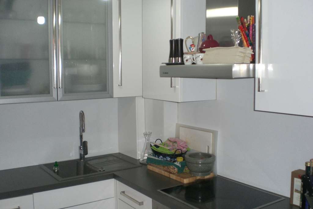 2 Zimmerwohnung mit Terrasse , ruhig - von privat 