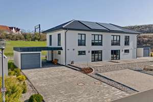 Bezugsfertiger Neubau! Hochwertiges KfW 40+ Haus mit Garage, Südterrasse und Garten in ruhiger Lage – Die vollständige Adresse der Immobilie erhältst du vom Anbieter., 95502 Himmelkron – Vorschaubild 2