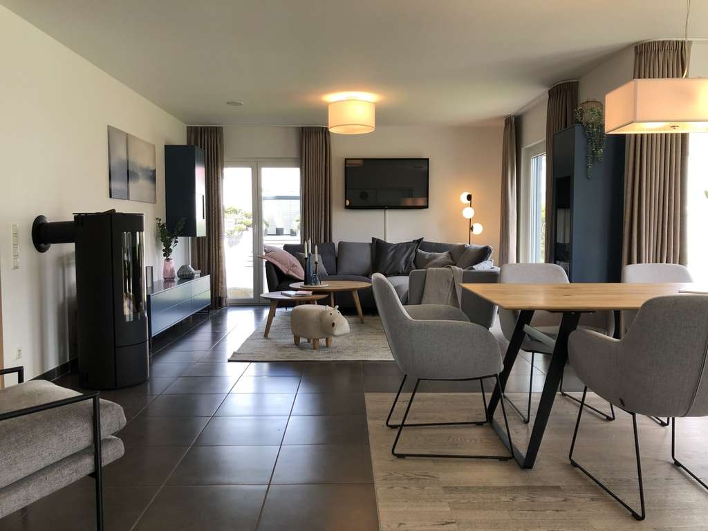 Immobilie in Tüßling - Ein Haus fürs Leben - modernes Neubau-Eigenheim - Bild 2