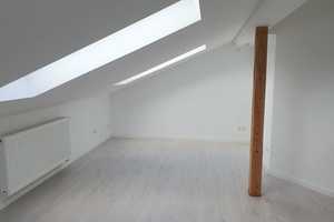 Viel Platz, hell, mit PV-Anlage: Freistehendes Familienhaus, auf großem Grundstück! – Schwandorf (Kreis) – Vorschaubild 25