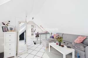 Courtagefrei***schickes DG Appartment & Veluxbalkonen***TOPLAGE