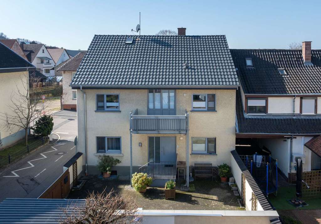 Immobilie in Rauenberg - Bezugsfreies, gepflegtes Zweifamilienhaus in zentraler Lage von Rauenberg-Malschenberg - Bild 0