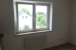 Gemütliche 2 ZKB mit Balkon und Einbauküche – Ortlerstraße 74, 86163 Hochzoll-Süd, Augsburg – Vorschaubild 4