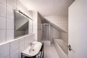 Wohnen mit Garten in besonderer Hanglage – 2,5-Zimmer-Wohnung in Stuttgart-Vaihingen – Weinbergweg 18A, 70569 Dachswald, Stuttgart – Vorschaubild 6