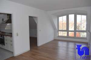 Architektonisch reizvolle Stadtwohnung - mit Balkon, Einbauküche und viel Platz - sofort frei – Reutlingen (Kreis) – Vorschaubild 4