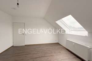 Design, Qualität, Lage: 
Stilvoll sanierte Dachgeschosswohnung – Die vollständige Adresse der Immobilie erhältst du vom Anbieter., 59192 Bergkamen – Vorschaubild 8