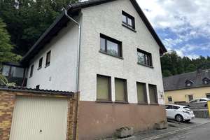 Attraktive Immobilie in Top- Lage – Die vollständige Adresse der Immobilie erhältst du vom Anbieter., 55743 Idar-Oberstein – Vorschaubild 2