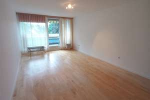 Kompaktes Wohnen in Milbertshofen: 1-Zimmer-Apartment mit Balkon