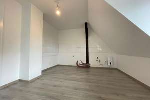 Nette Nachbarn inklusive - moderne 5-Zimmer-Dachgeschosswohnung in Braunschweig-Ölper! – Celler Heerstraße 37, 38114 Lehndorf-Watenbüttel, Braunschweig – Vorschaubild 4