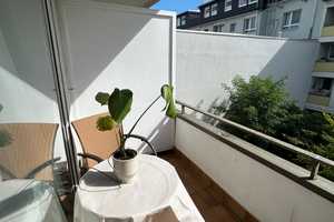 1-Zimmerwohnung mit Pantryküche und Balkon! – Zehnthofstraße 38A, 55252 Wiesbaden – Vorschaubild 1