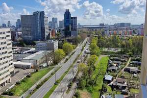 Möbliertes City-Studio mit Loggia & Skylineblick in Frankfurt-Bockenheim – Die vollständige Adresse der Immobilie erhältst du vom Anbieter., 60486 Bockenheim, Frankfurt am Main – Vorschaubild 11