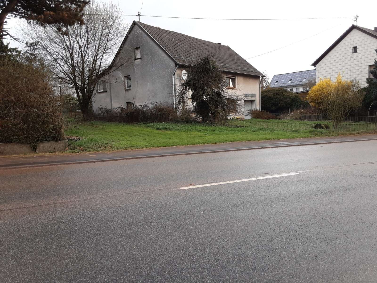 Freistehendes 1-2 Familienhaus in schöner Lage von Heusweiler Obersalbach-Kurhof zu verkaufen, Stadtverband Saarbrücken Kreis – Bild 2