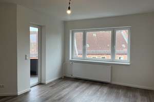 Sanierte schöne 2,5-Zimmer-Wohnung in Kiel-Gaarden-Ost – Gazellenstraße 12, 24143 Gaarden-Ost, Kiel – Vorschaubild 4