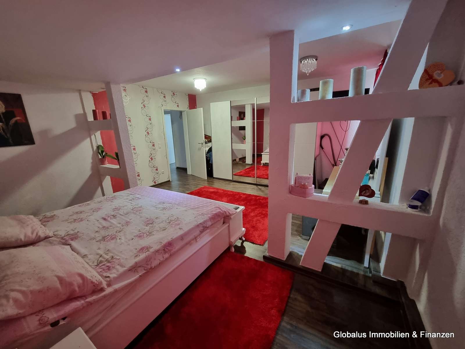 Immobilie in Lengenfeld - *Schönes Einfamilienhaus (Mehrgenerationenhaus) mit viel Platz* - Bild 23