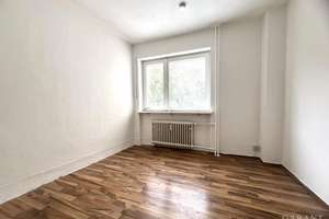 Großzügige 5 Zimmer-Wohnung mit viel Entwicklungspotenzial - renovierungsbedürftig – Die vollständige Adresse der Immobilie erhältst du vom Anbieter., 12247 Lankwitz, Berlin – Vorschaubild 7