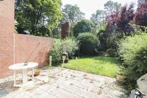 *NEUER PREIS* Bezugsfrei: Gepflegtes 4-Zi.-Reihenmittelhaus mit Tiefgarage und Garten in Nikolassee! – Die vollständige Adresse der Immobilie erhältst du vom Anbieter., 14129 Nikolassee, Berlin – Vorschaubild 14
