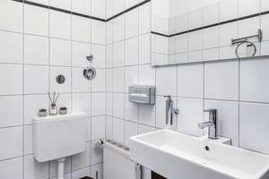 Das Atelier an der Mediaspree – offi ziell für Ferienvermietung zugelassen – Die vollständige Adresse der Immobilie erhältst du vom Anbieter., 10245 Friedrichshain, Berlin – Vorschaubild 10