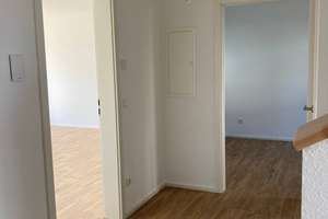 Moderne 5-Zimmer-Doppelhaushälfte (KFW 40 +) mit Garten, PV-Anlage und Wärmepumpe in Gammelsdorf  – Die vollständige Adresse der Immobilie erhältst du vom Anbieter., 85408 Gammelsdorf – Vorschaubild 11
