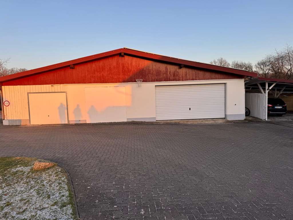 Immobilie in Burghaun - Modernes Mehrfamilienanwesen mit Gästehaus, Lagerflächen ~ Ideal für Pferd und Reiter ~ - Bild 2