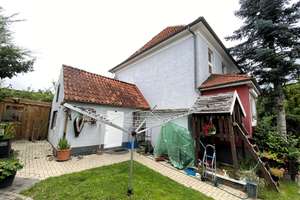 Mehrgenerationenhaus mit drei Wohneinheiten, großem Garten und Potenzial – Die vollständige Adresse der Immobilie erhältst du vom Anbieter., 32051 Herford – Vorschaubild 6