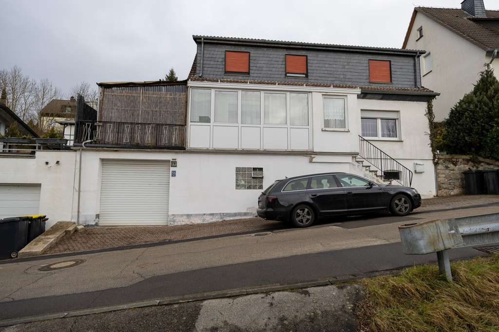 Immobilie in Finnentrop - Heggener Rohdiamant von 1908: 150 m² Wohnfläche und riesiges Potenzial für Macher - Bild 0