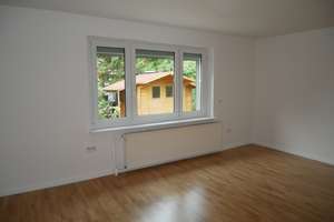 Freundlicher 5-Zimmer-Bungalow in Zehlendorf, Berlin. Sommer im eigenen großen Garten – Klistostraße 10, 14165 Zehlendorf, Berlin – Vorschaubild 5