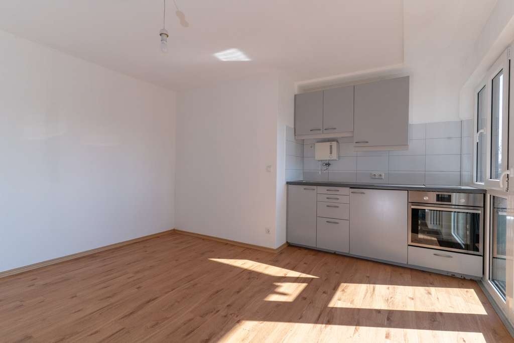 Immobilie in Kempten (Allgäu) - Helle 32m² Wohnung mit Balkon im 5. OG in Kempten zentrumsnah - Bild 3