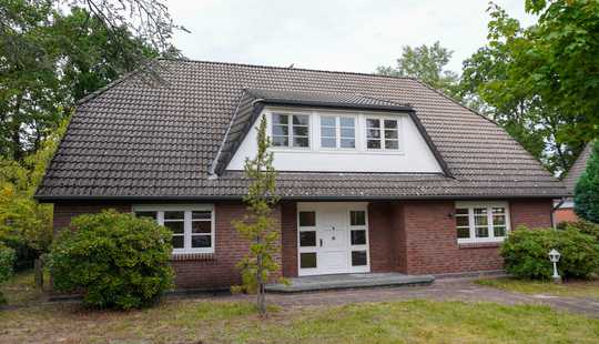 Bild von Exklusives Einfamilienhaus mit Wohlfühlcharakter, Privatsphäre & Ausbaupotenzial in Gifhorn