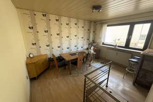 MA - SANDHOFEN // Attraktives Dreifamilienhaus mit großem Garten, Garage und Entwicklungspotenzial – Die vollständige Adresse der Immobilie erhältst du vom Anbieter., 68307 Sandhofen, Mannheim – Vorschaubild 11