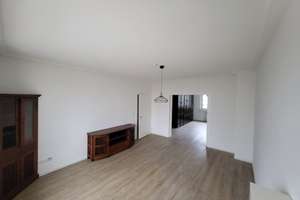 Helle 3,5 Zimmer Wohnung mit Balkon & Einbauküche in Düsseldorf Grafenberg – Die vollständige Adresse der Immobilie erhältst du vom Anbieter., 40629 Grafenberg, Düsseldorf – Vorschaubild 2