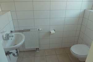 Günstige 5-Zimmer-Doppelhaushälfte mit EBK in Weiden in der Oberpfalz Rehbühl – Weidingweg 55c, 92637 Weiden in der Oberpfalz – Vorschaubild 8
