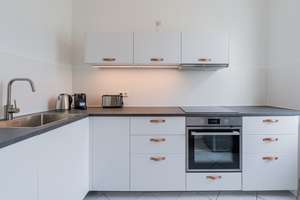 Charming One-Bedroom Apartment in a Classic Berlin Altbau – Quiet Rear Building Location – Die vollständige Adresse der Immobilie erhältst du vom Anbieter., 10997 Kreuzberg, Berlin – Vorschaubild 12