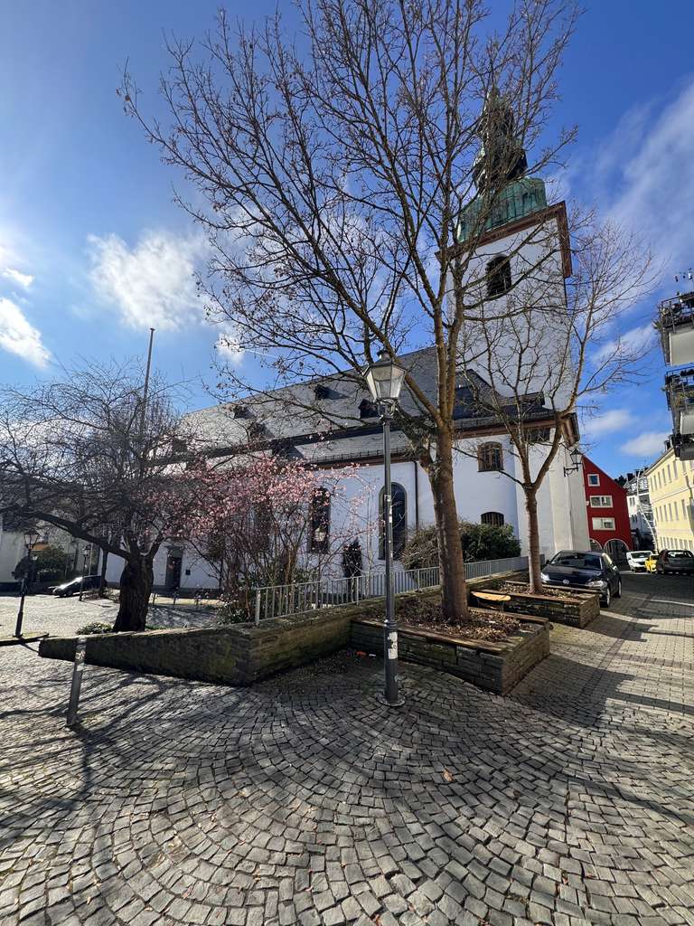 Immobilie in Siegen - Klein, fein & unschlagbar zentral - Altstadtwohnung in Bestlage! - Bild 1