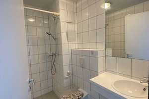 Große 1 Zimmer Wohnung für Studenten und Azubis geeignet - auch für Paare geeignet – 93053 Galgenberg, Regensburg – Vorschaubild 13