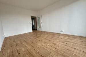 helle 3-Raum-Wohnung mit EBK & Balkon in Dresden-Tolkewitz - renoviert & bezugsfrei – Kipsdorfer Straße 141, 1279 Tolkewitz/Seidnitz-Nord, Dresden – Vorschaubild 7